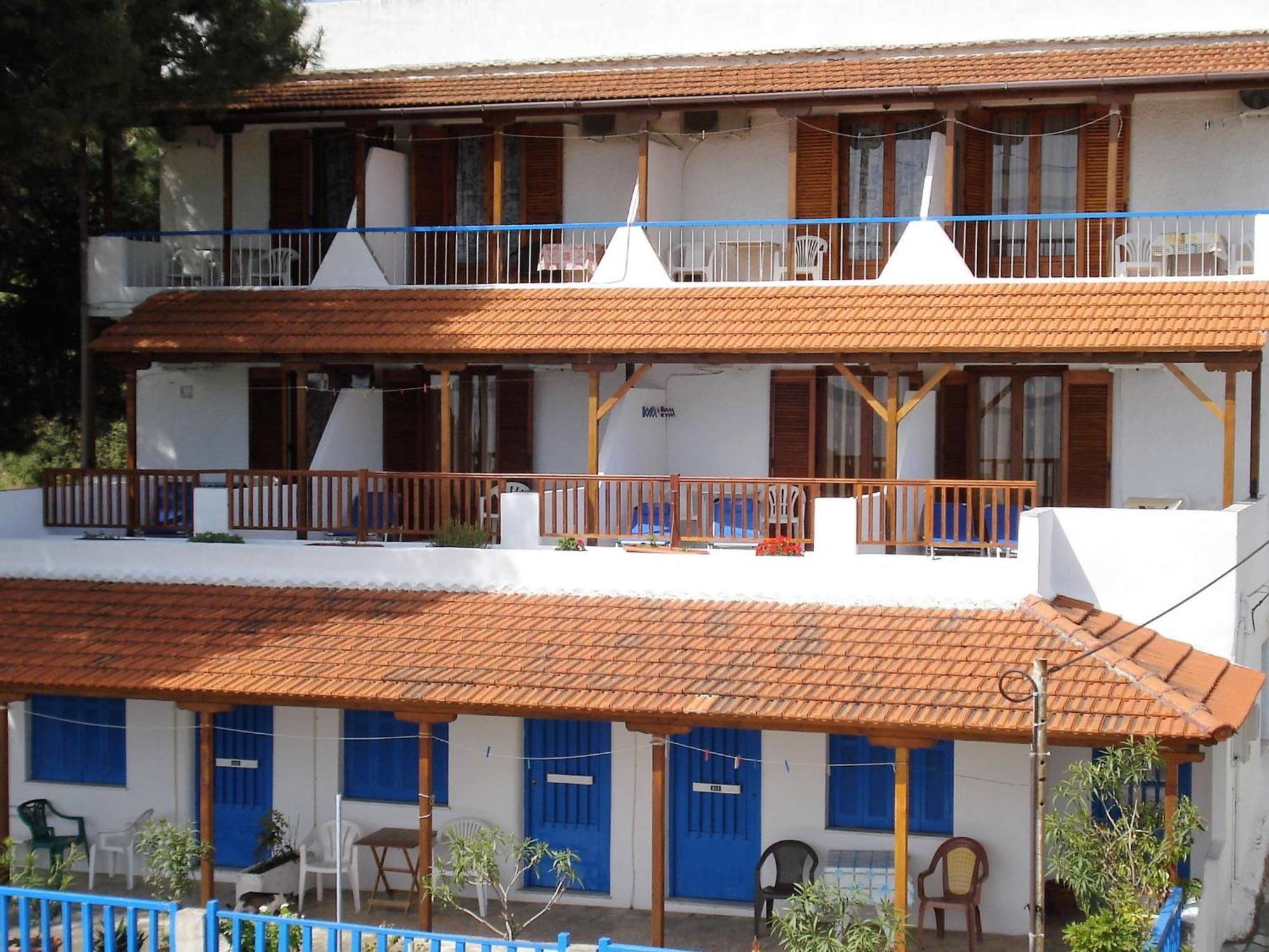 Ethra Hotel Patitiri  Exterior photo