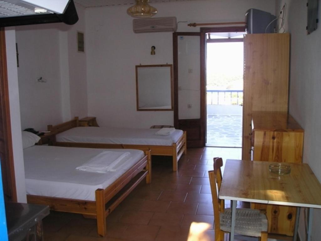 Ethra Hotel Patitiri  Exterior photo
